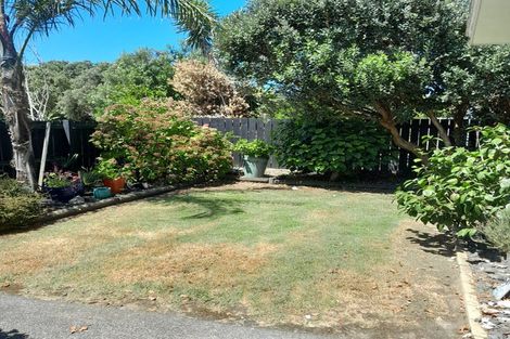 Photo of property in 2 Wahanui Walk, Ruakaka, 0116