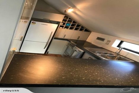 Photo of property in 7a Defoe Place, Waltham, Christchurch, 8023