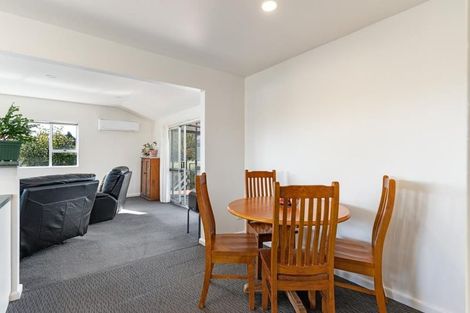 Photo of property in 9a Cherry Place, Casebrook, Christchurch, 8051