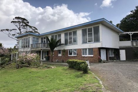 Photo of property in 64 Don Buck Road, Massey, Auckland, 0614