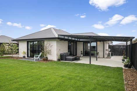 Photo of property in 37 Chris Drive, Rolleston, 7614