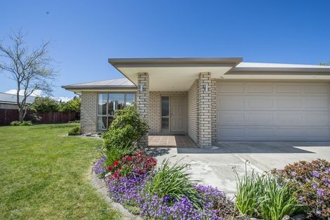 Photo of property in 5 Stanwood Grove, Darfield, 7510