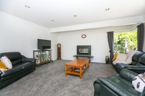 Photo of property in 1/1 Richmond Street, Fitzroy, New Plymouth, 4312