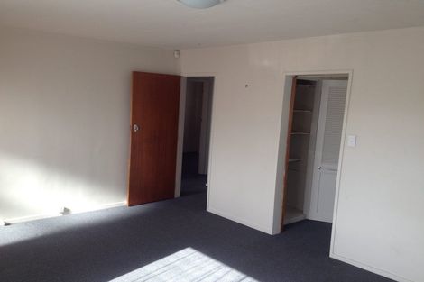 Photo of property in 51f1- Hartford Crescent, Totara Park, Upper Hutt, 5018