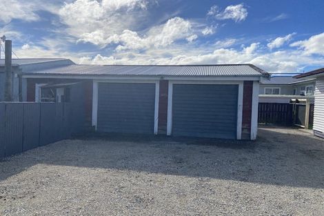 Photo of property in Hunter Road, Eltham, 4673