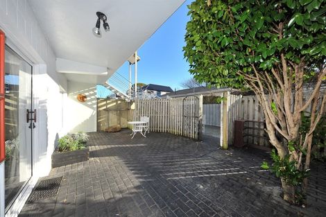 Photo of property in 4/90 King Street, Sydenham, Christchurch, 8023