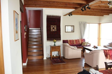 Photo of property in 5 Crossland Terrace, Lyttelton, 8082
