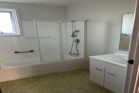 Photo of property in 26a Mccrystal Avenue, Bucklands Beach, Auckland, 2012