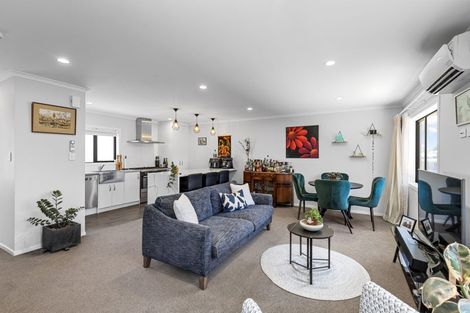 Photo of property in 15u2 Cook Street, Hamilton East, Hamilton, 3216