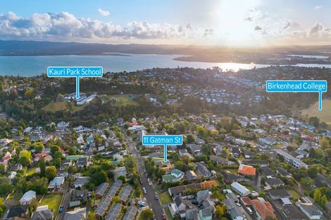 Photo of property in 11 Gatman Street, Birkdale, Auckland, 0626