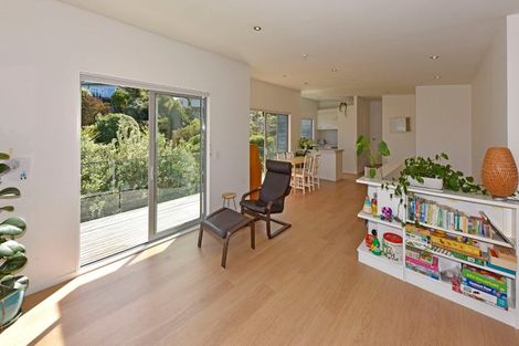Photo of property in 21b Cornwall Road, Lyttelton, 8082