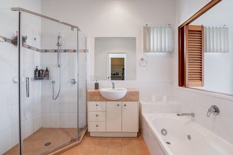 Photo of property in 10 Trimaran Drive, Gulf Harbour, Whangaparaoa, 0930