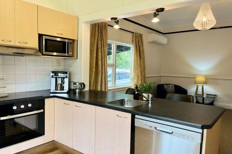 Photo of property in 53 Oxley Avenue, St Albans, Christchurch, 8014