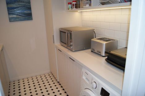 Photo of property in 122a Derwent Street, Island Bay, Wellington, 6023