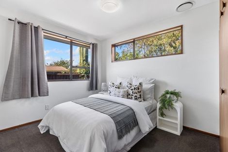 Photo of property in 7 Sophora Place, Parklands, Christchurch, 8083