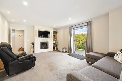 Photo of property in 2 Albion Lane, Hillmorton, Christchurch, 8024