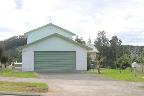 Photo of property in 102 Pacific View Drive, Whangamata, 3620