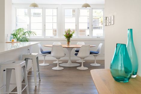 Photo of property in 121c The Parade, Island Bay, Wellington, 6023