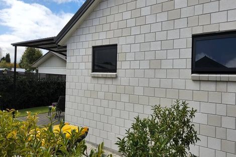 Photo of property in 34u3 Rutherford Street, Chedworth, Hamilton, 3210