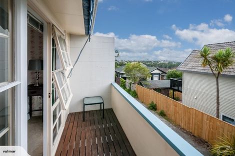 Photo of property in 1/209 Onewa Road, Birkenhead, Auckland, 0626