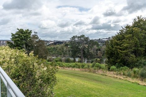 Photo of property in 152 Totara Drive, Pukete, Hamilton, 3200