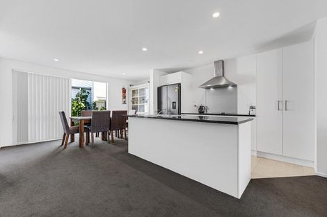 Photo of property in 4 Treestump Road, Takanini, 2112