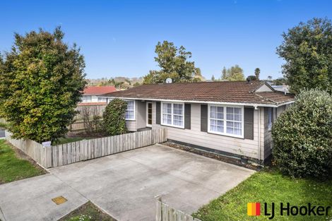 Photo of property in 11 Burndale Terrace, Manurewa, Auckland, 2102