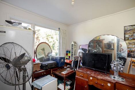 Photo of property in 28 Fox Street, Woodville, 4920