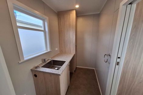 Photo of property in 21 Worcester Street, West End, Palmerston North, 4410