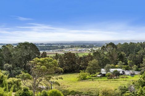 Photo of property in 462 Don Buck Road, Massey, Auckland, 0614