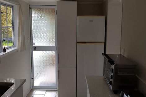 Photo of property in 37 John Dee Crescent, Red Beach, 0932
