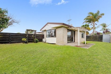 Photo of property in 15b Meadowland Street, Matua, Tauranga, 3110