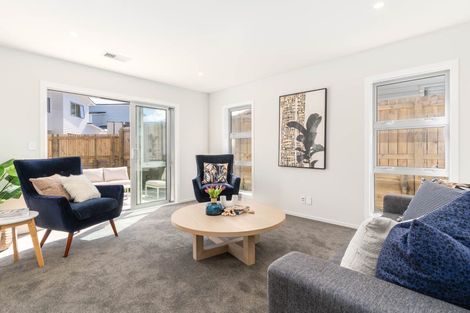 Photo of property in 9 Pine Hill Rise, Glenside, Wellington, 6037