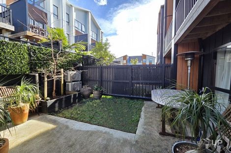 Photo of property in 4/35 Marine Parade, Hobsonville, Auckland, 0616