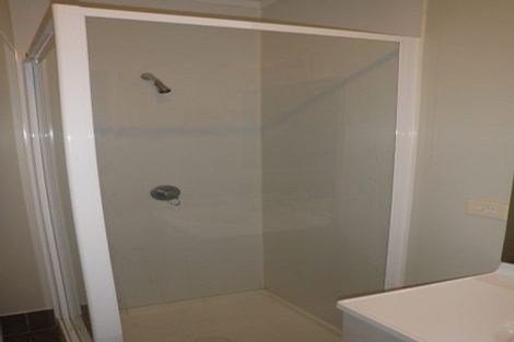 Photo of property in 19 Jadewynn Drive, Massey, Auckland, 0614