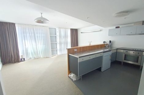 Photo of property in St Pauls Apartments, 76/43u Mulgrave Street, Thorndon, Wellington, 6011