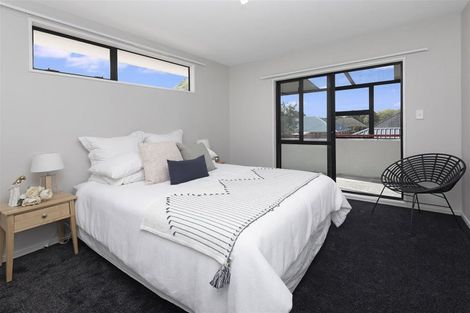 Photo of property in 122b Yaldhurst Road, Sockburn, Christchurch, 8042