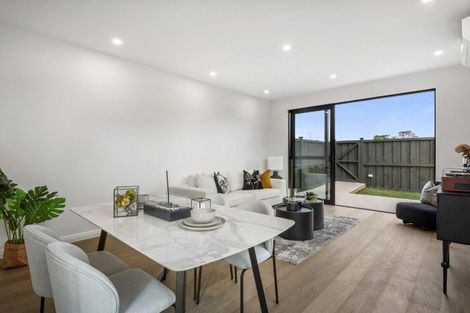 Photo of property in 32 Yellow Pear Lane, Karaka, 2578