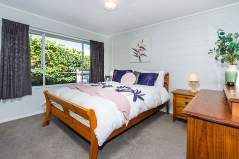 Photo of property in 2/11 Exeter Street, Stoke, Nelson, 7011