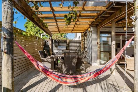 Photo of property in 988 Papamoa Beach Road, Papamoa Beach, Papamoa, 3118