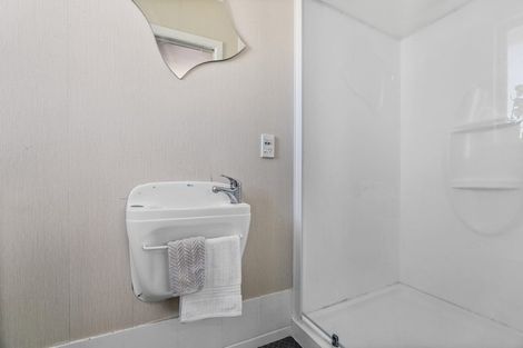 Photo of property in 6 Queen Street, Cambridge, 3434