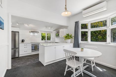 Photo of property in 176a Cashmere Road, Hoon Hay, Christchurch, 8025
