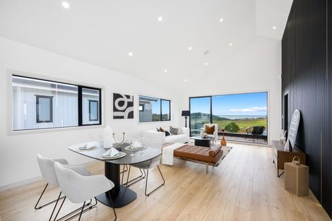 Photo of property in 60 Matangi View Drive, Orewa, 0931