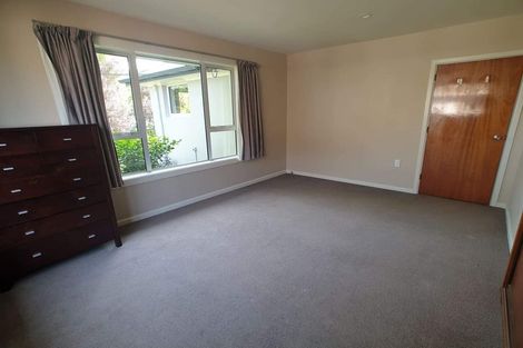 Photo of property in 37 Acacia Avenue, Upper Riccarton, Christchurch, 8041