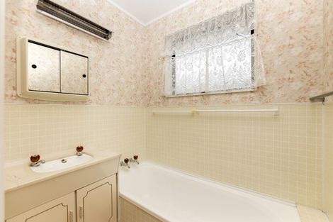 Photo of property in 2/151 Carrington Street, Lower Vogeltown, New Plymouth, 4310