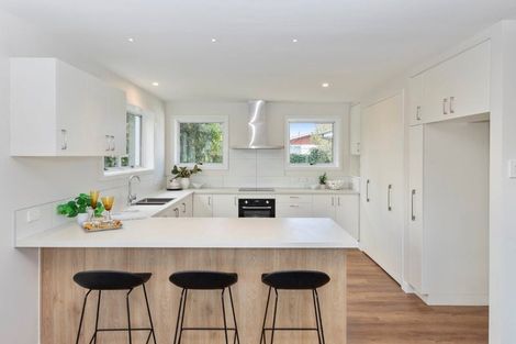 Photo of property in 8a Rosedale Place, Avonhead, Christchurch, 8042