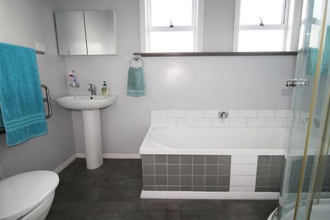 Photo of property in 85 Bartholomew Road, Levin, 5510