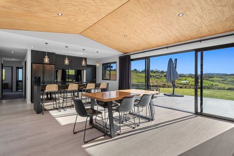 Photo of property in 92 Tiro Kina Road, Tasman, Upper Moutere, 7175