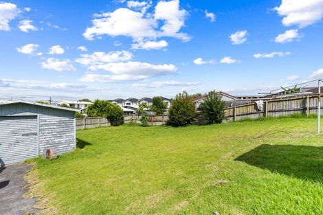 Photo of property in 69 Arimu Road, Papakura, 2110