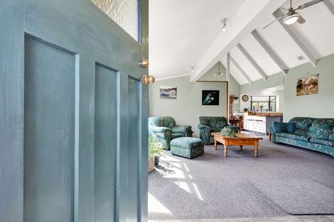 Photo of property in 13 Tuahu Place, Waitara, 4320